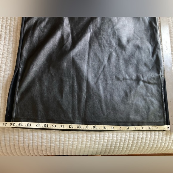 GAP faux leather/jersey pull on skirt size M/P - Picture 6 of 9